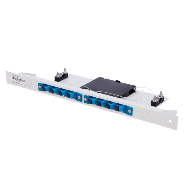 SAFIRE SF-BOX-FIBER-8SC SAFIRE SF-BOX-FIBER-8SC — Panneau de raccordem